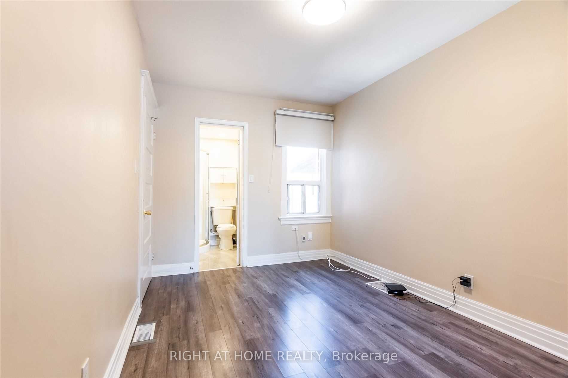 1151 Dufferin St Property Photo 4