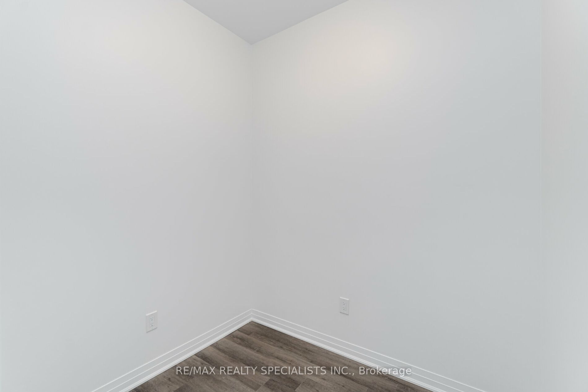 470 Gordon Krantz Ave 604 Property Photo 19