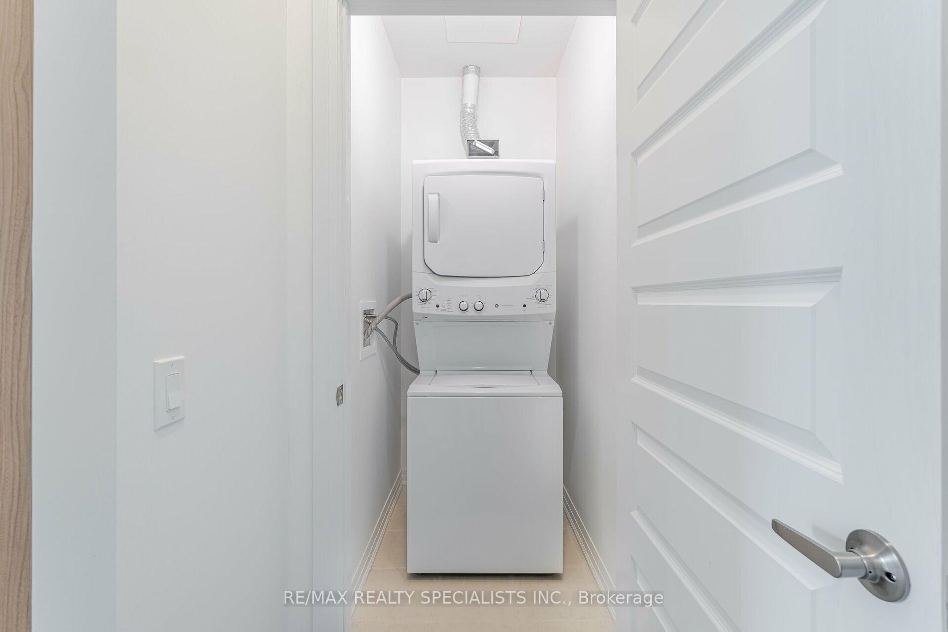 470 Gordon Krantz Ave 604 Property Photo 24