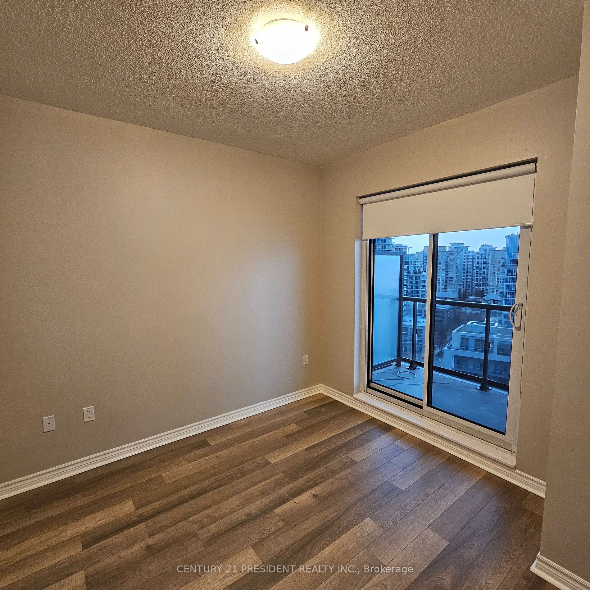 39 Annie Craig Dr 1509 Property Photo 1