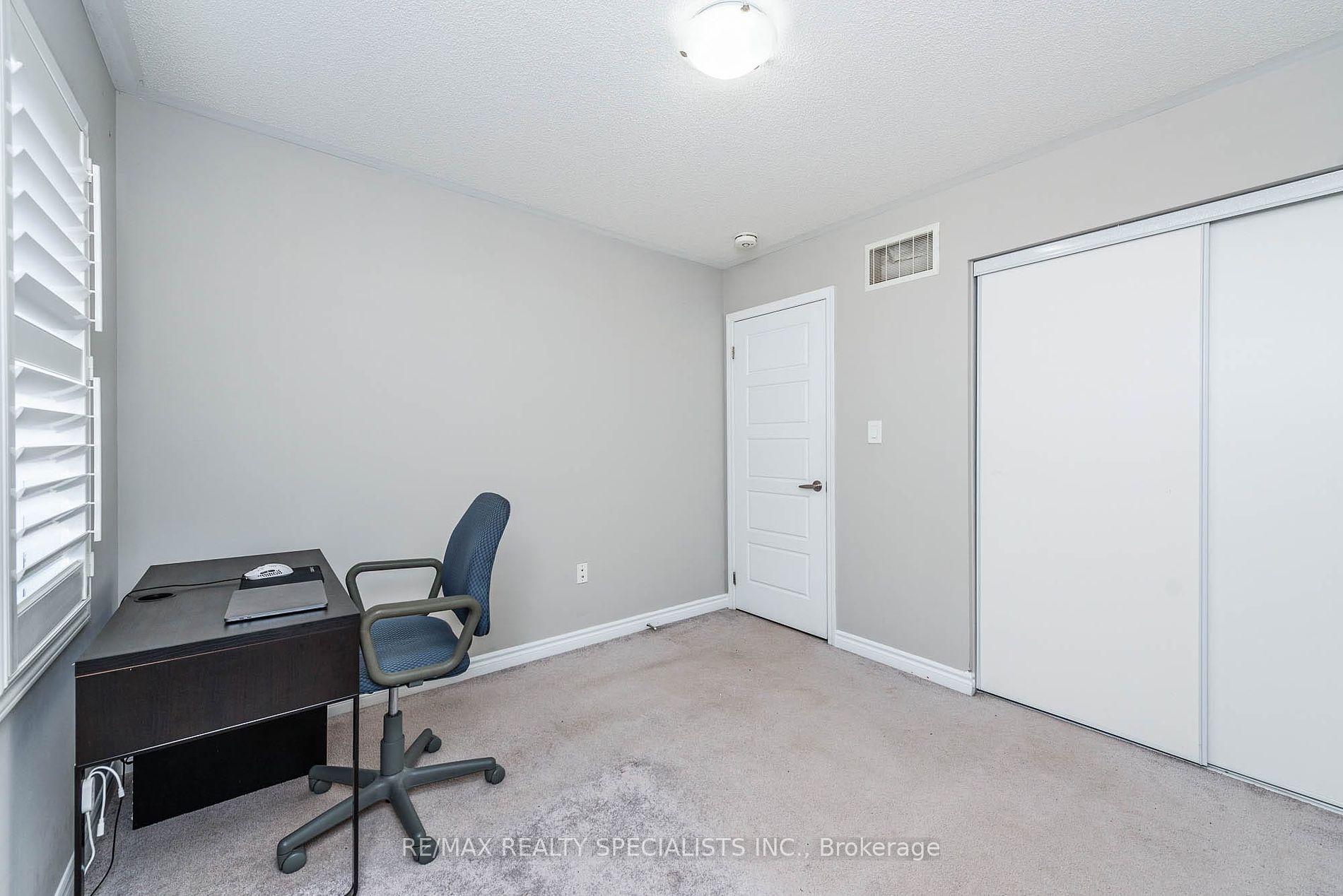 1258 Duignan Cres Property Photo 25