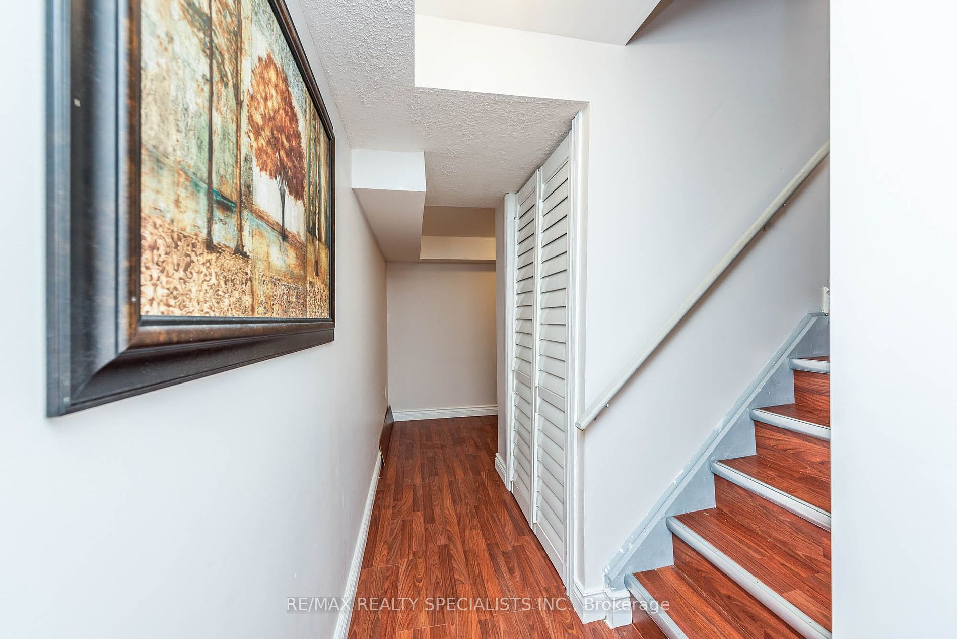 1258 Duignan Cres Property Photo 32