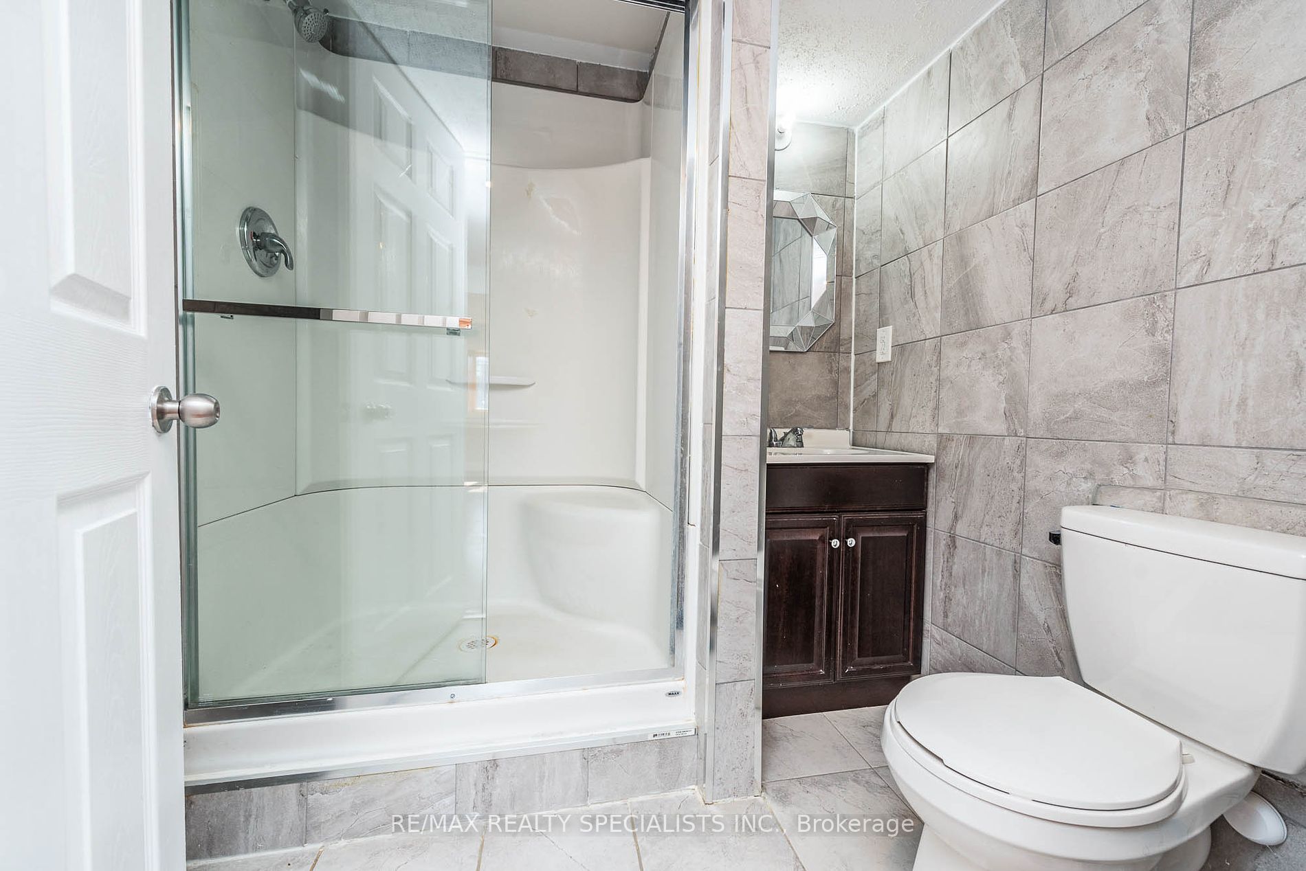 1258 Duignan Cres Property Photo 36