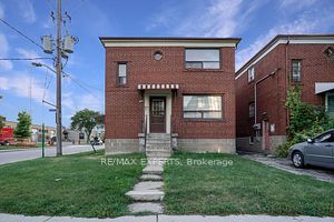 1736 Keele St Property Photo
