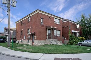 1736 Keele St Property Photo 2