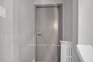 1736 Keele St Property Photo 6