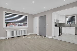 1736 Keele St Property Photo 8