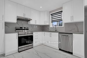 1736 Keele St Property Photo 13