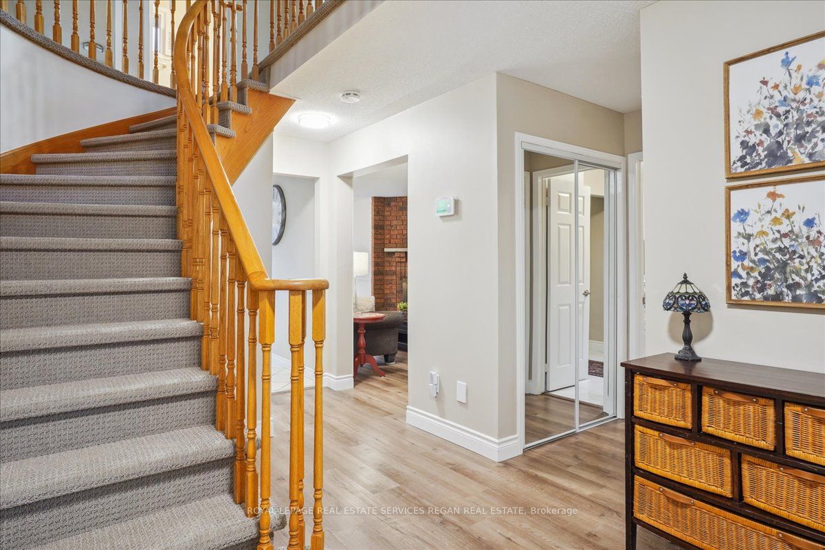 6 Burt Dr Property Photo 5