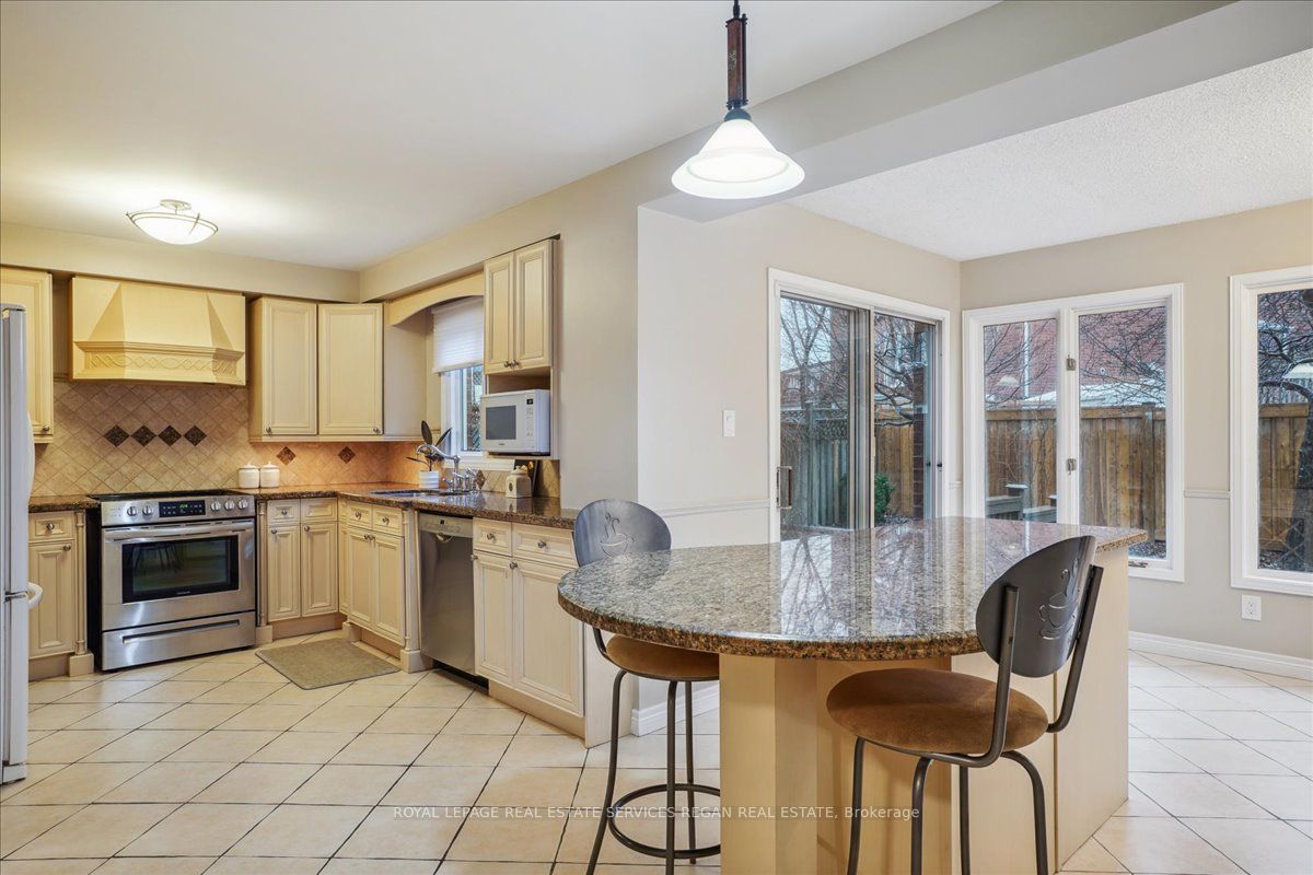 6 Burt Dr Property Photo 10