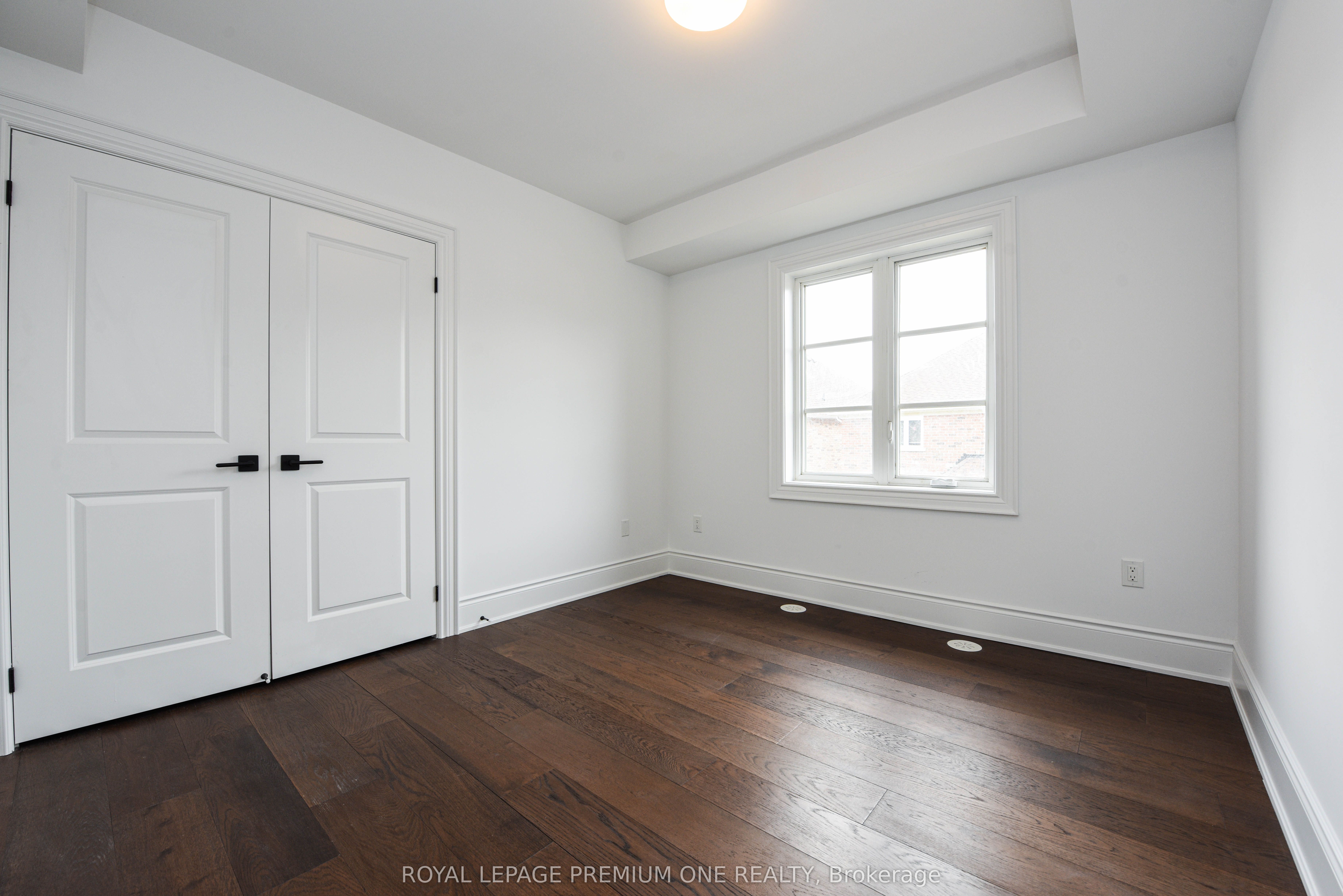 #66 - 40 Lunar Crescent Property Photo 5