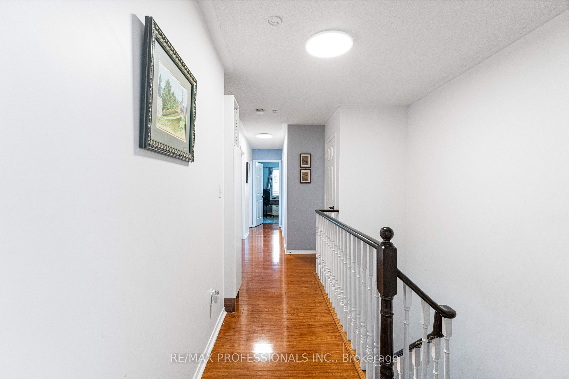 5935 Stonebriar Cres Property Photo 15