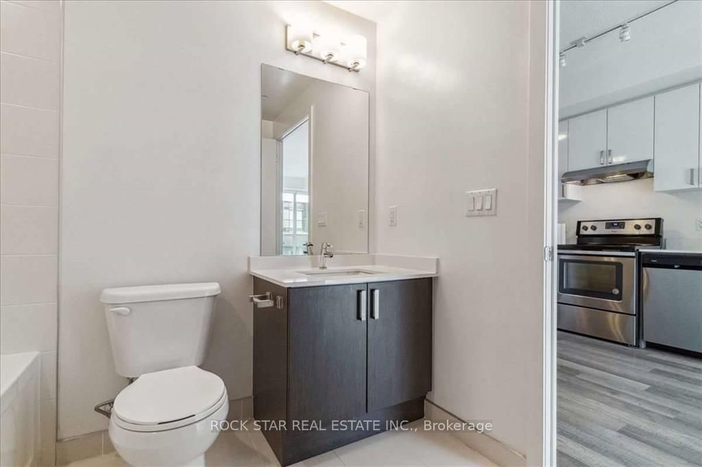 5240 Dundas St 42 Property Photo 15