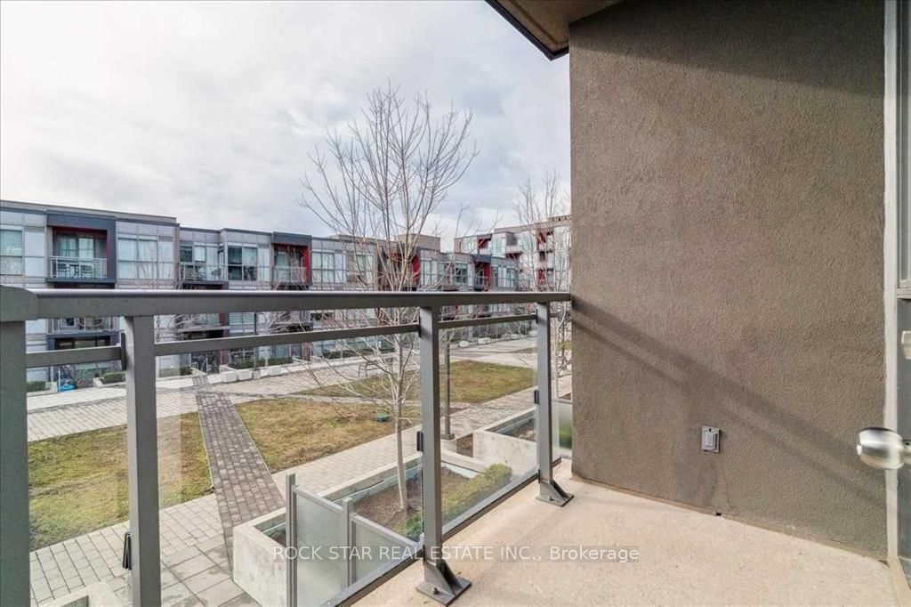5240 Dundas St 42 Property Photo 17