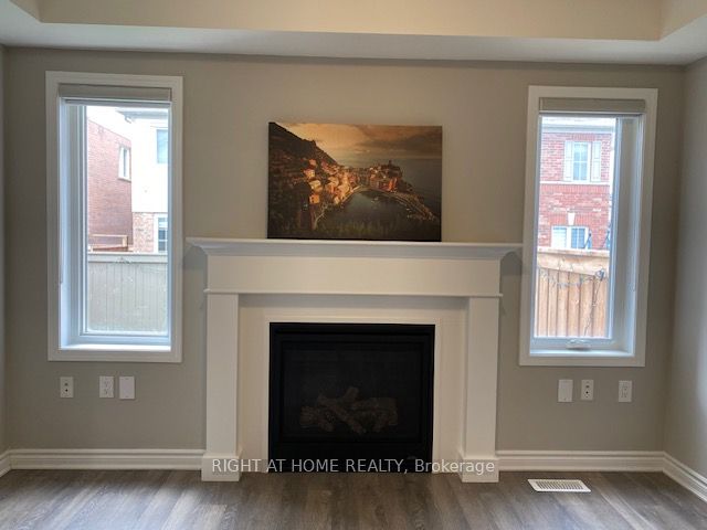 1125 Leger Way Property Photo 7