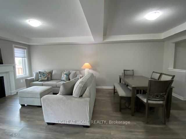 1125 Leger Way Property Photo 9
