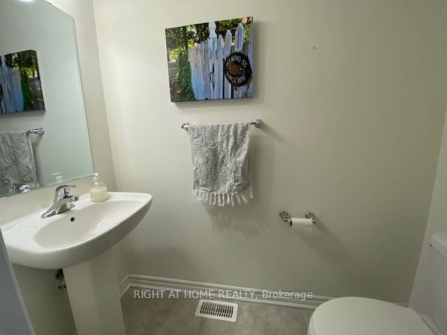 1125 Leger Way Property Photo 14