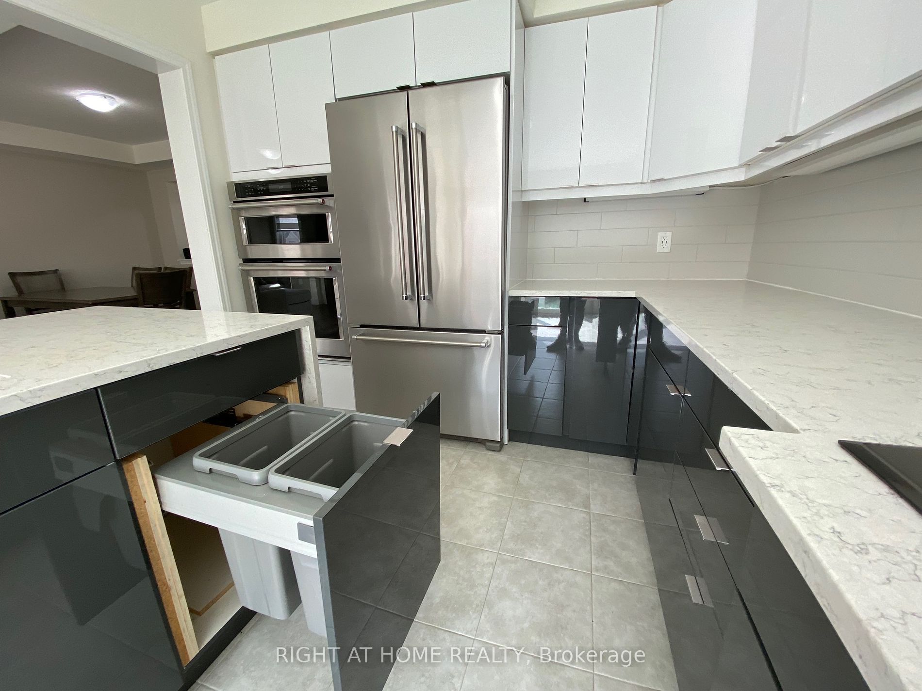 1125 Leger Way Property Photo 18
