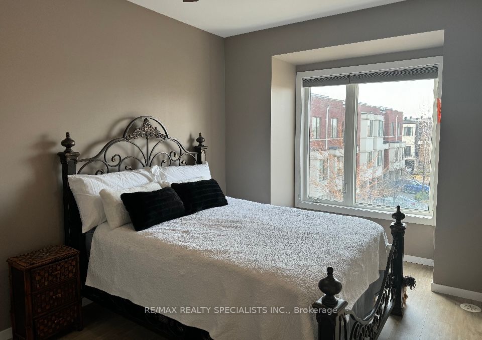 264 Vellwood Common Property Photo 14