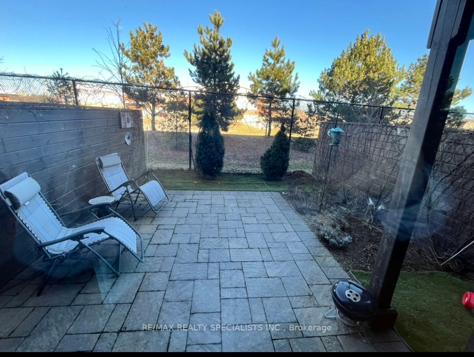 264 Vellwood Common Property Photo 27