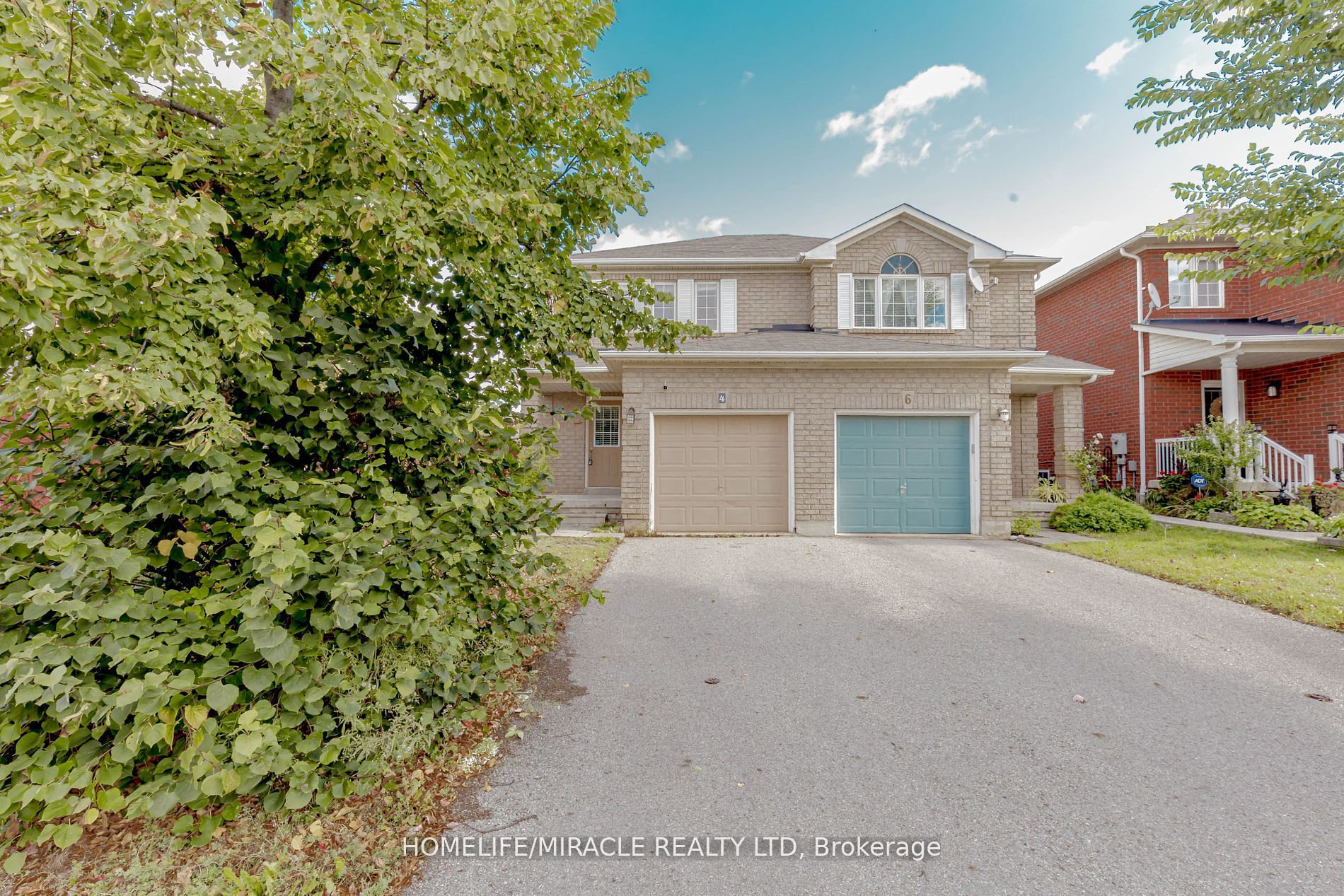4 Vauxhall Cres E Property Photo 1