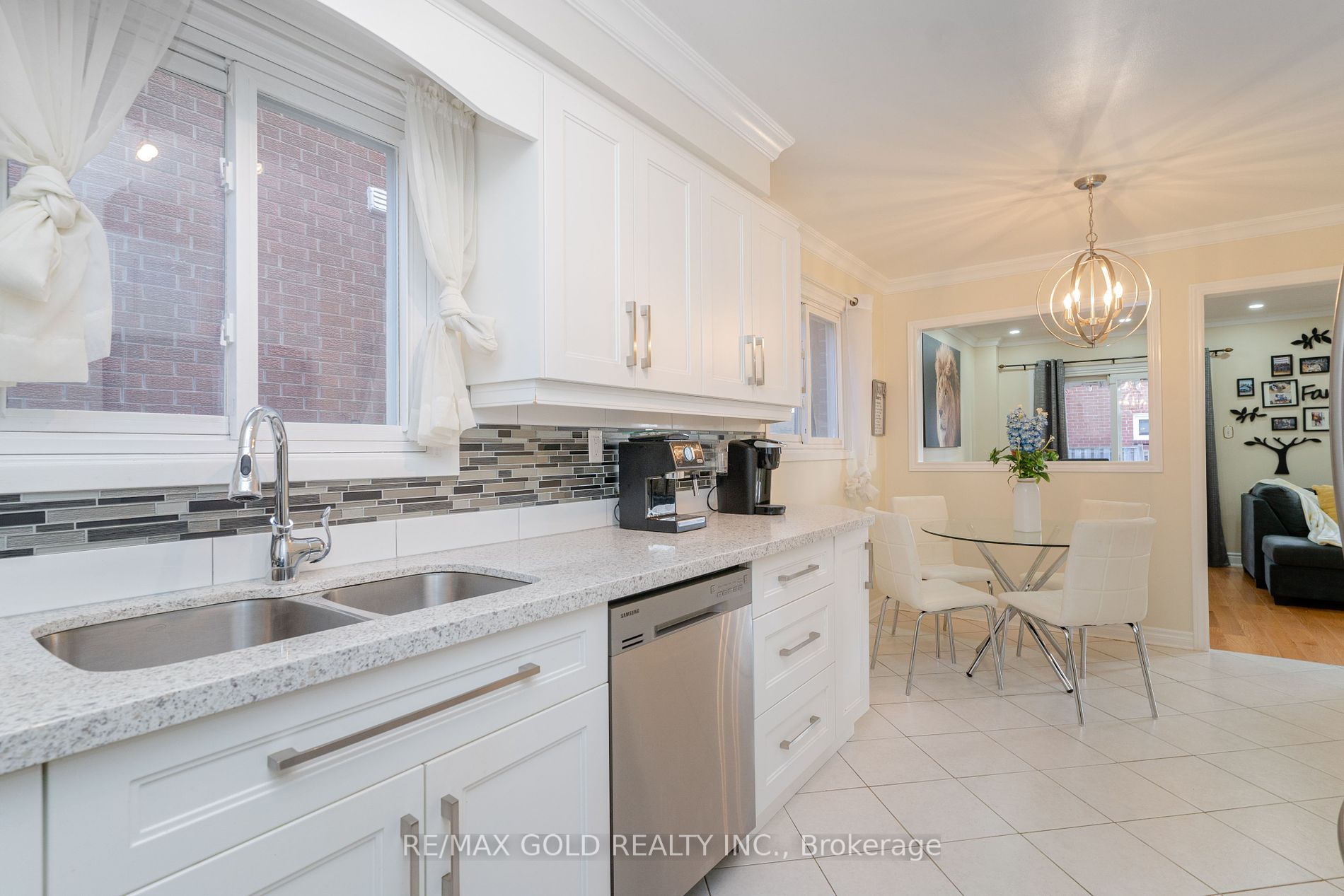 78 Deerpark Cres Property Photo 13