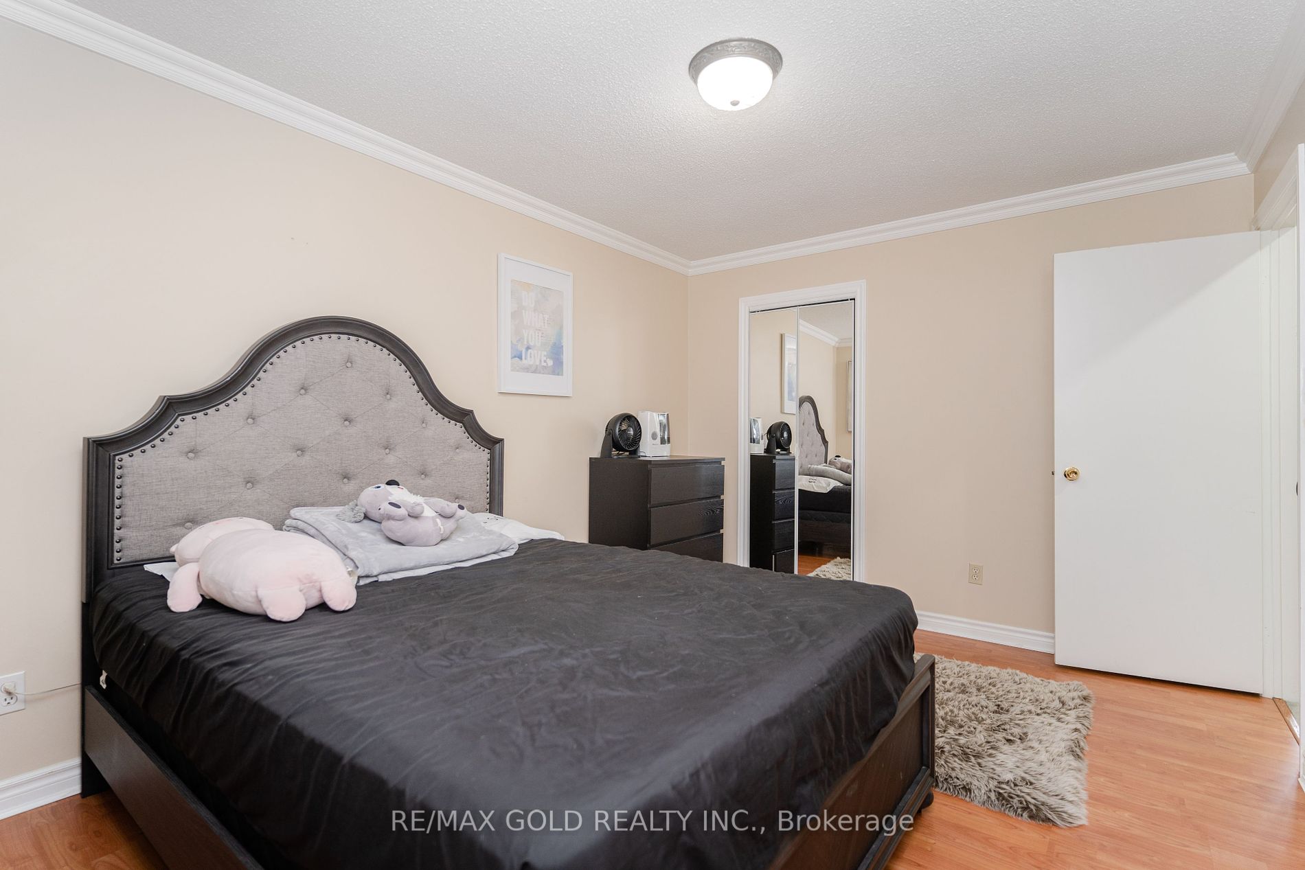 78 Deerpark Cres Property Photo 18