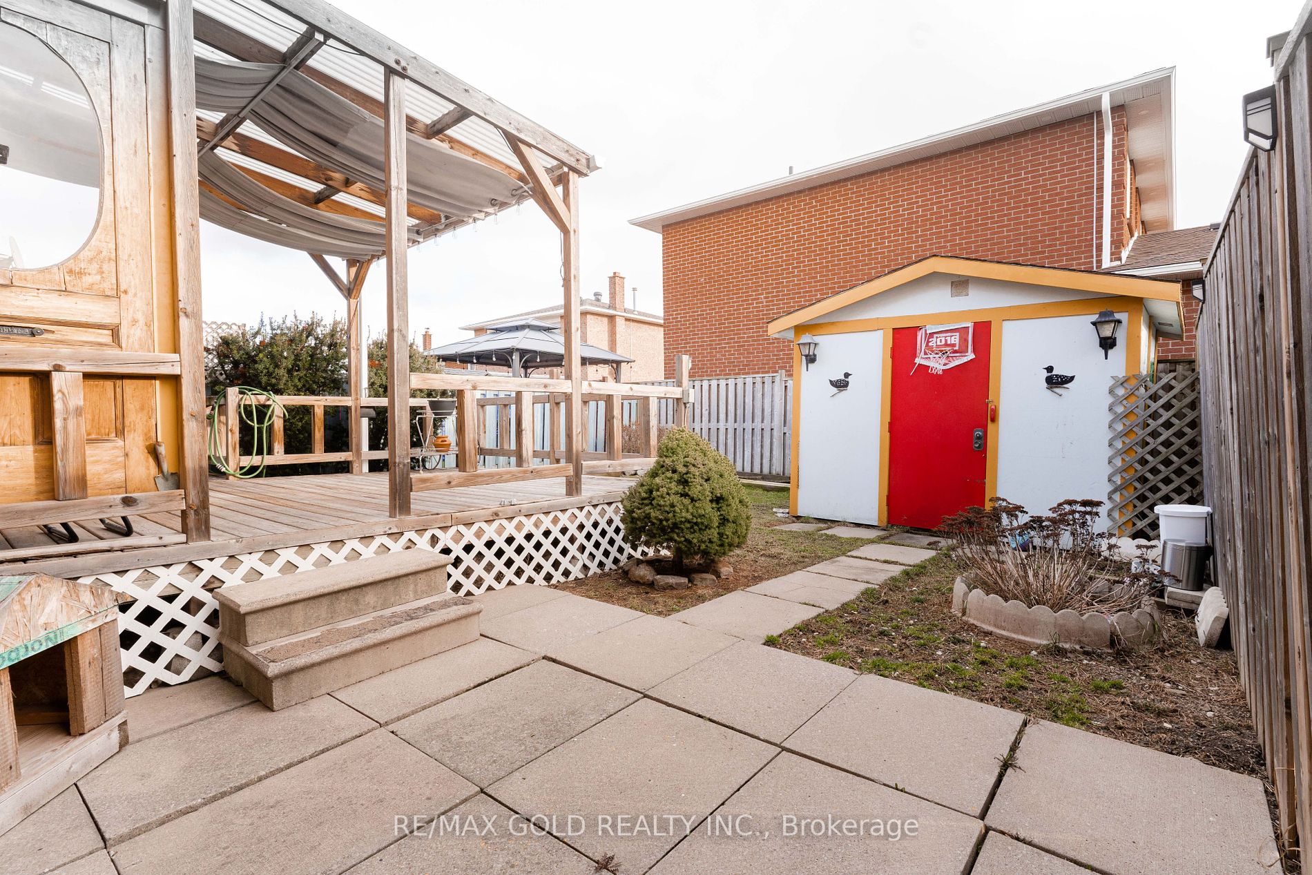 78 Deerpark Cres Property Photo 34