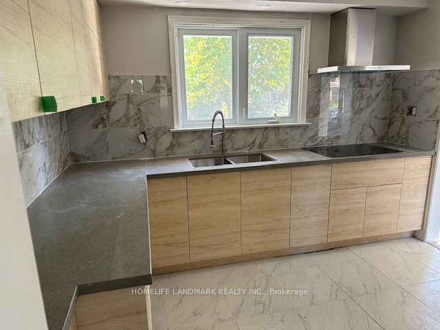 542 Wingrove Cres Property Photo 4