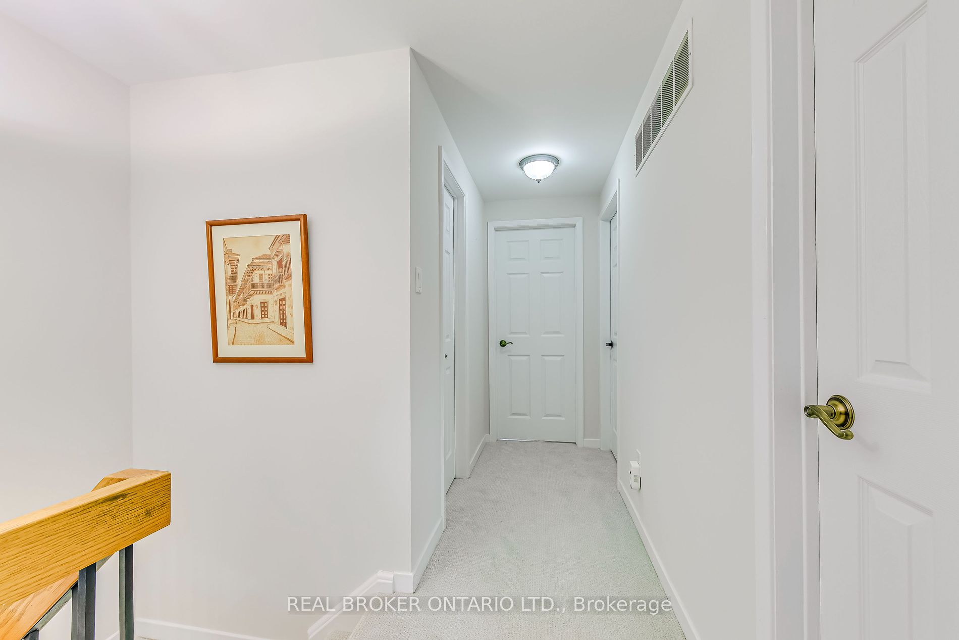 20 Mineola Rd E 52 Property Photo 21