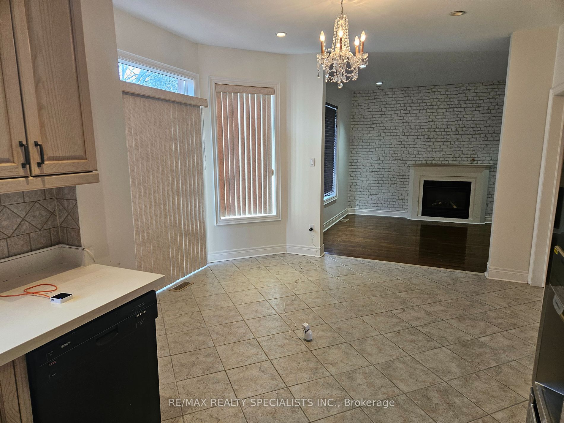 3774 Arbourview Terr Property Photo 6