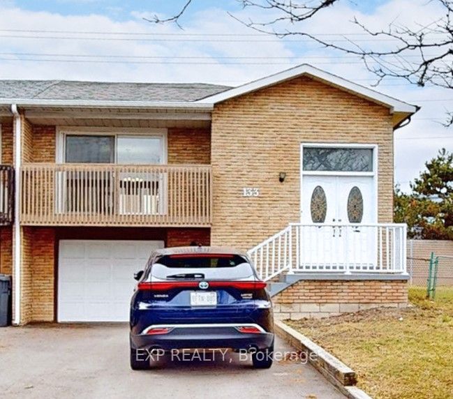 133 Manitou Cres Property Photo 1