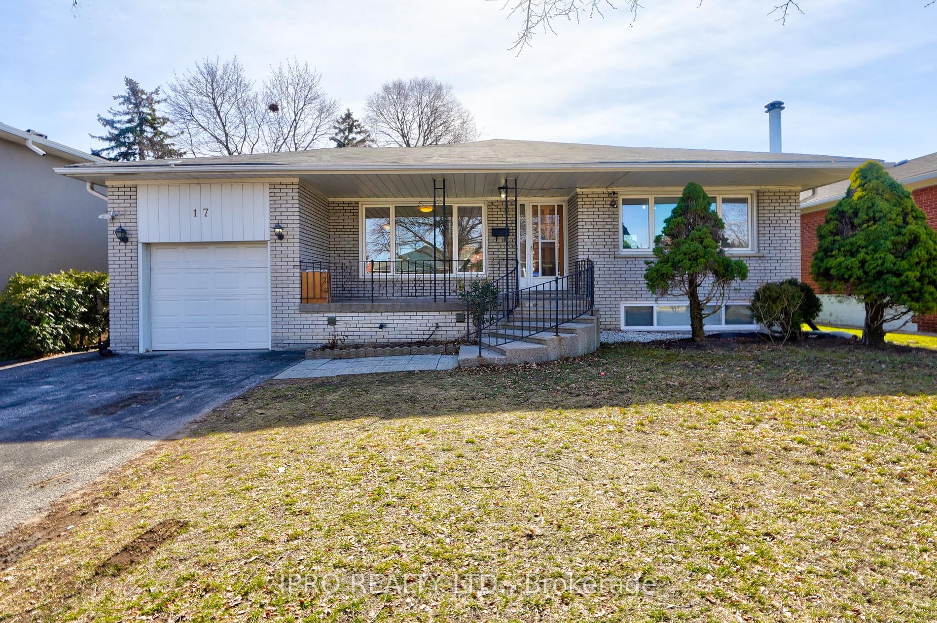 17 Gatewood Cres Property Image