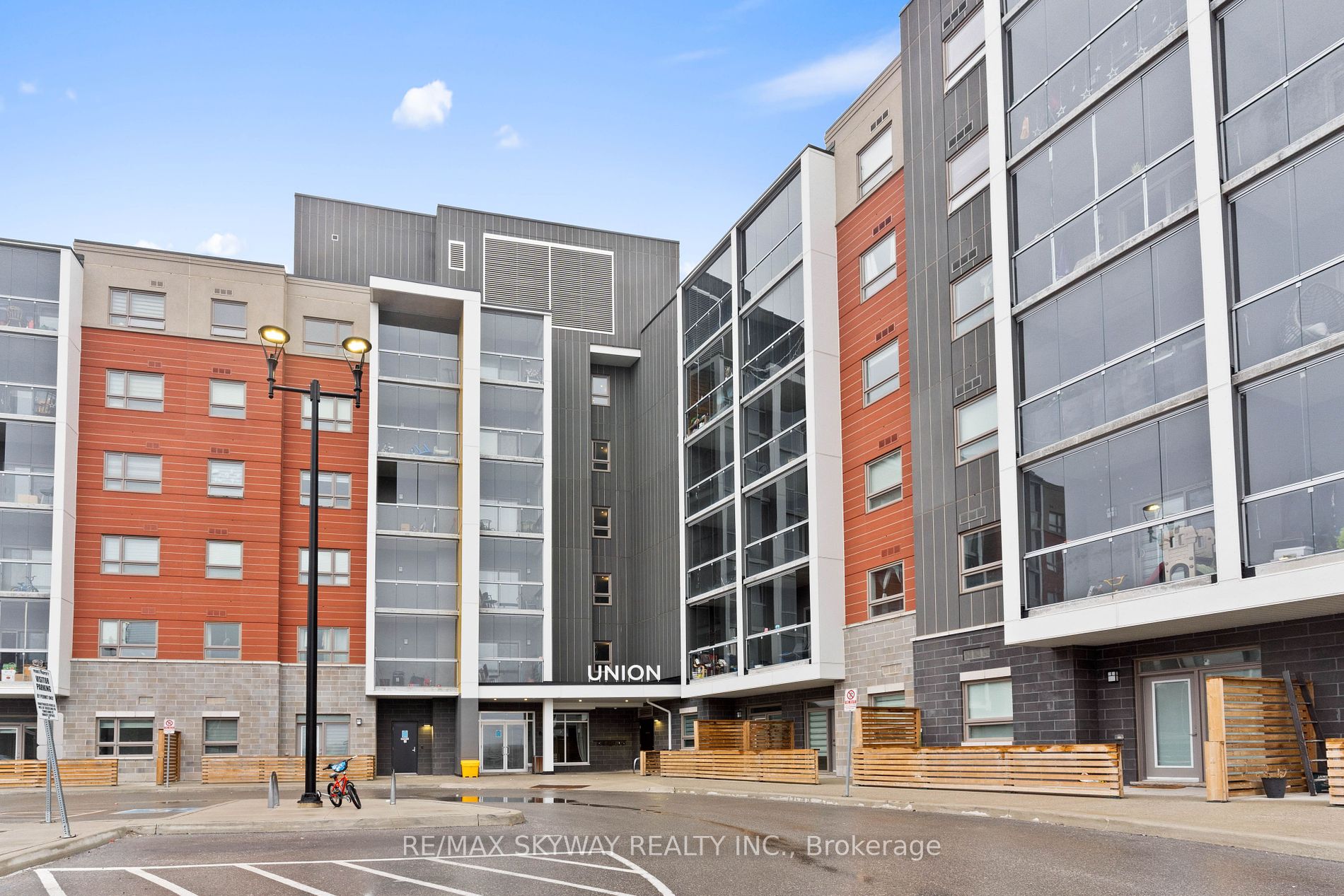 200 Lagerfeld Dr 308 Property Photo 1