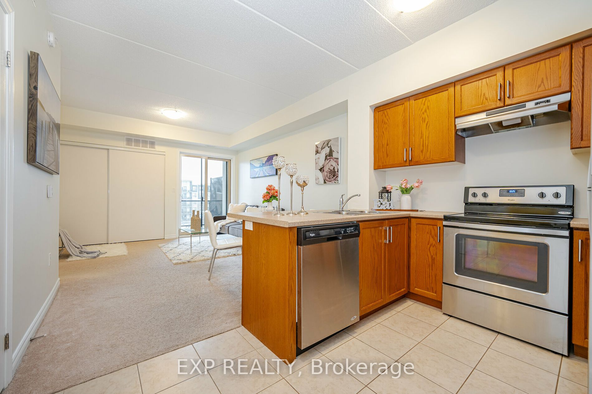 650 Sauve St 19 Property Photo 7