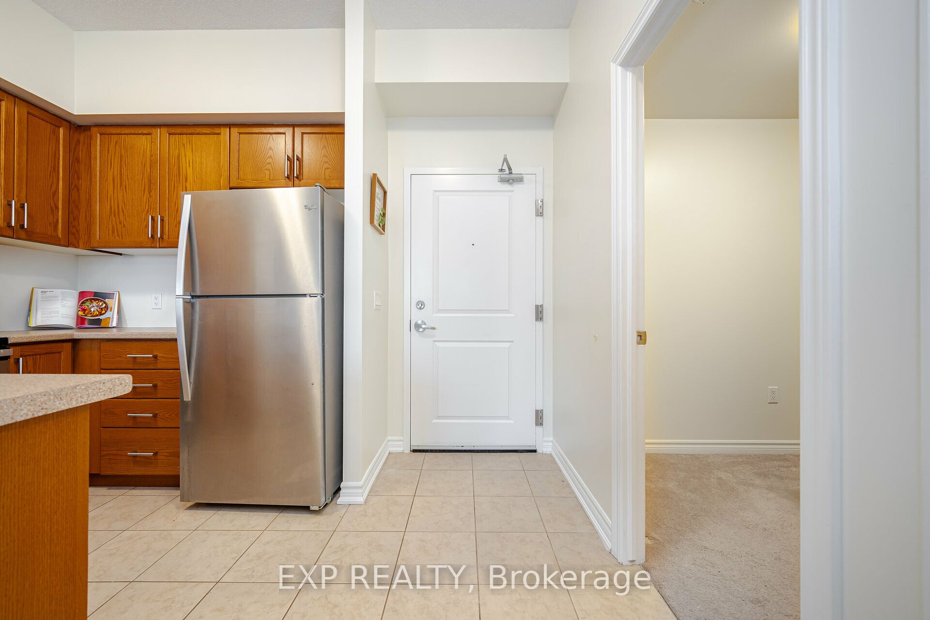 650 Sauve St 19 Property Photo 10