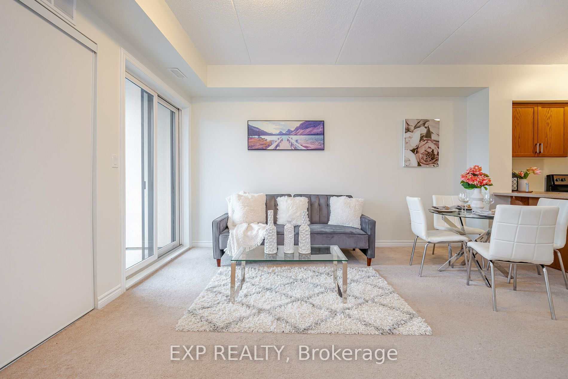 650 Sauve St 19 Property Photo 14