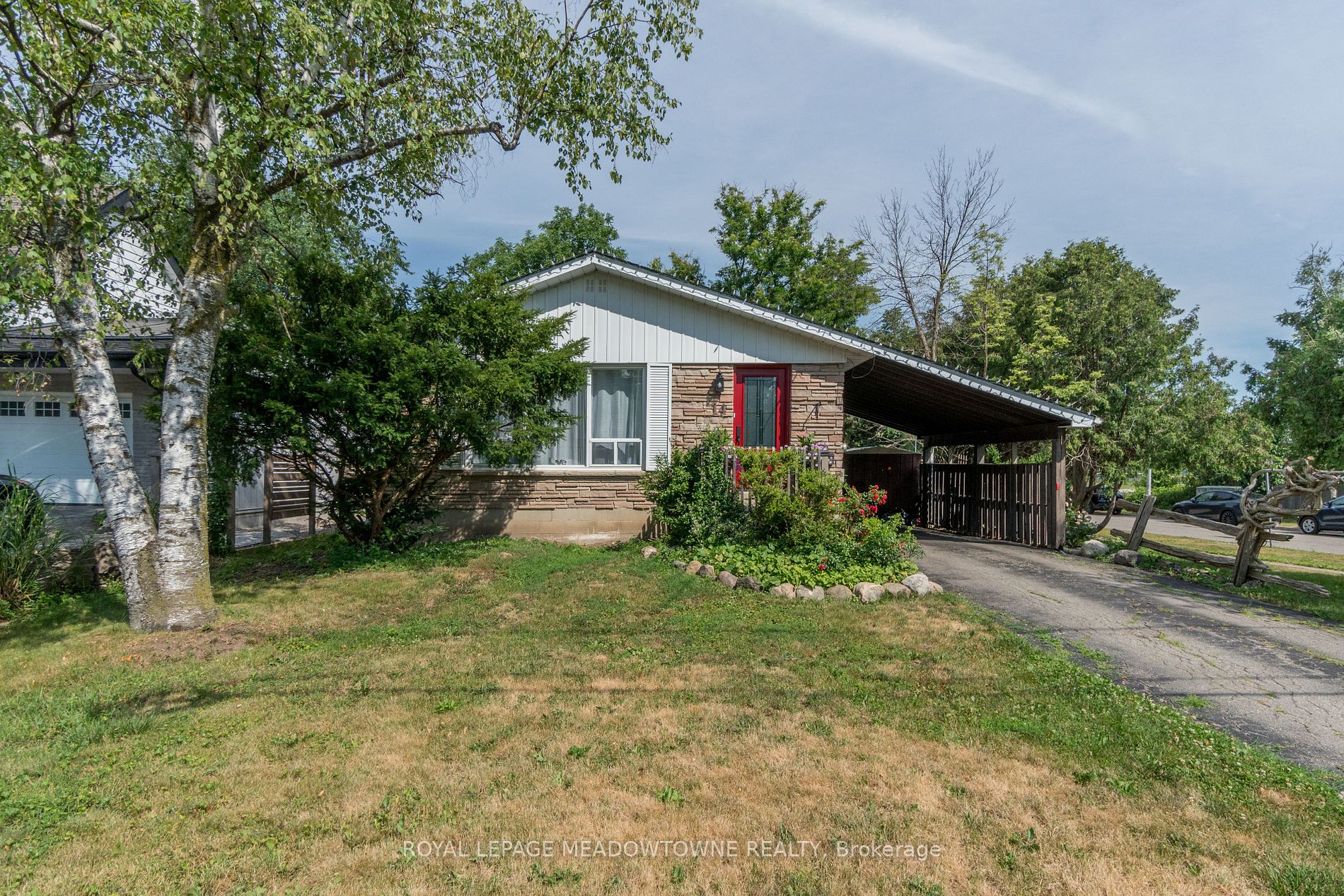 14 Princess Anne Dr Property Photo 1