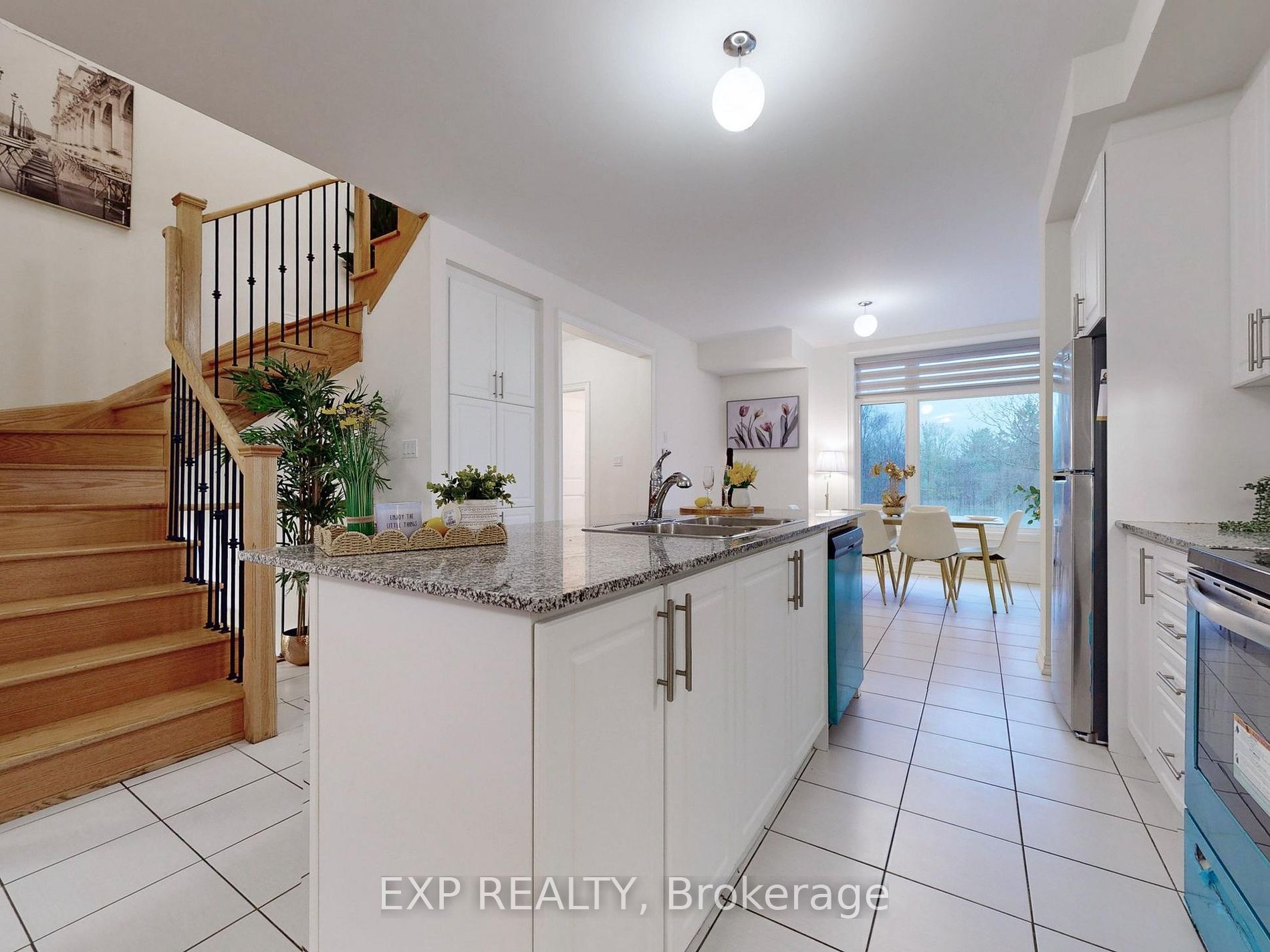 37 Queenpost Dr Property Photo 10