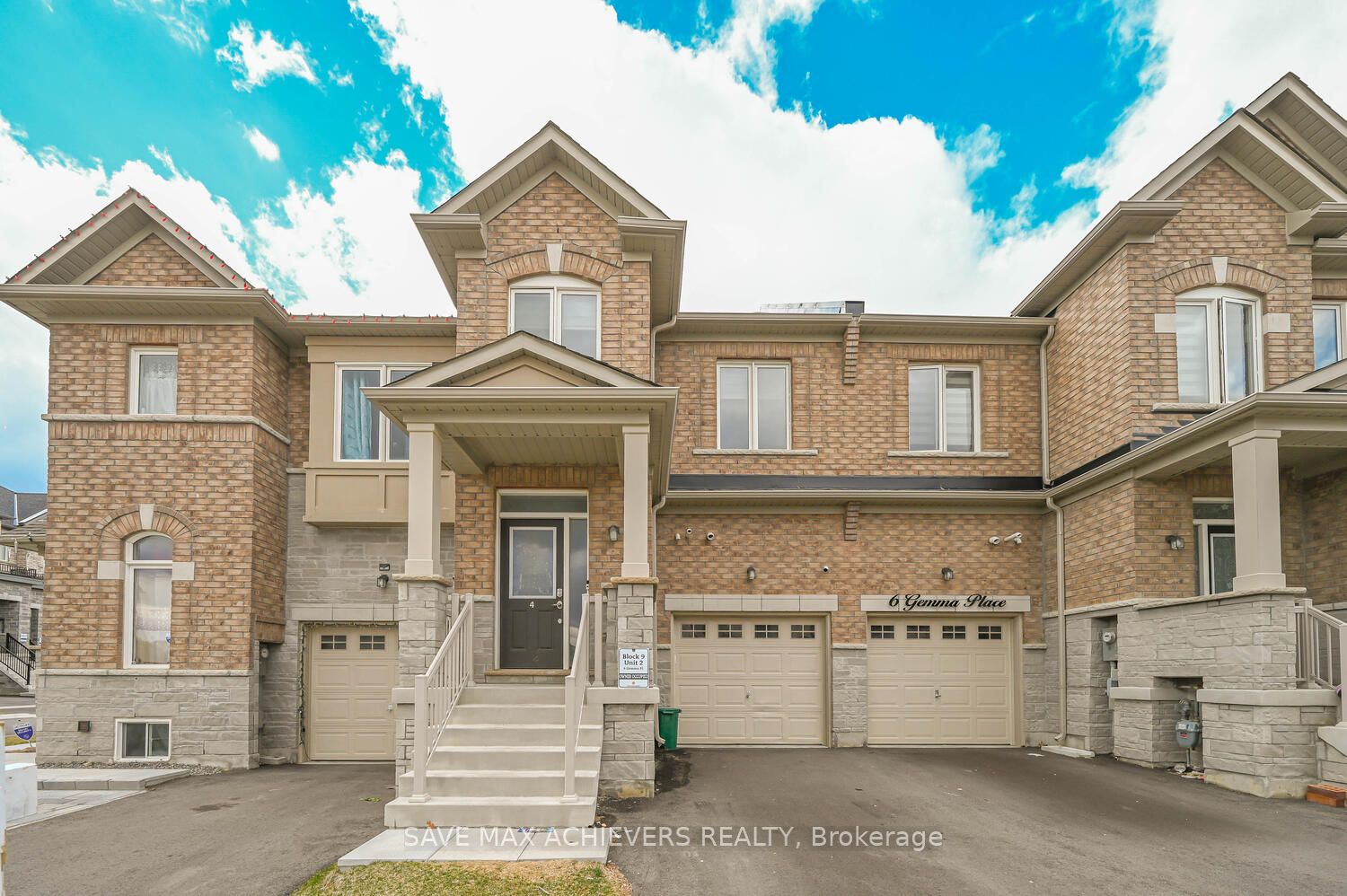 4 Gemma Pl Property Photo