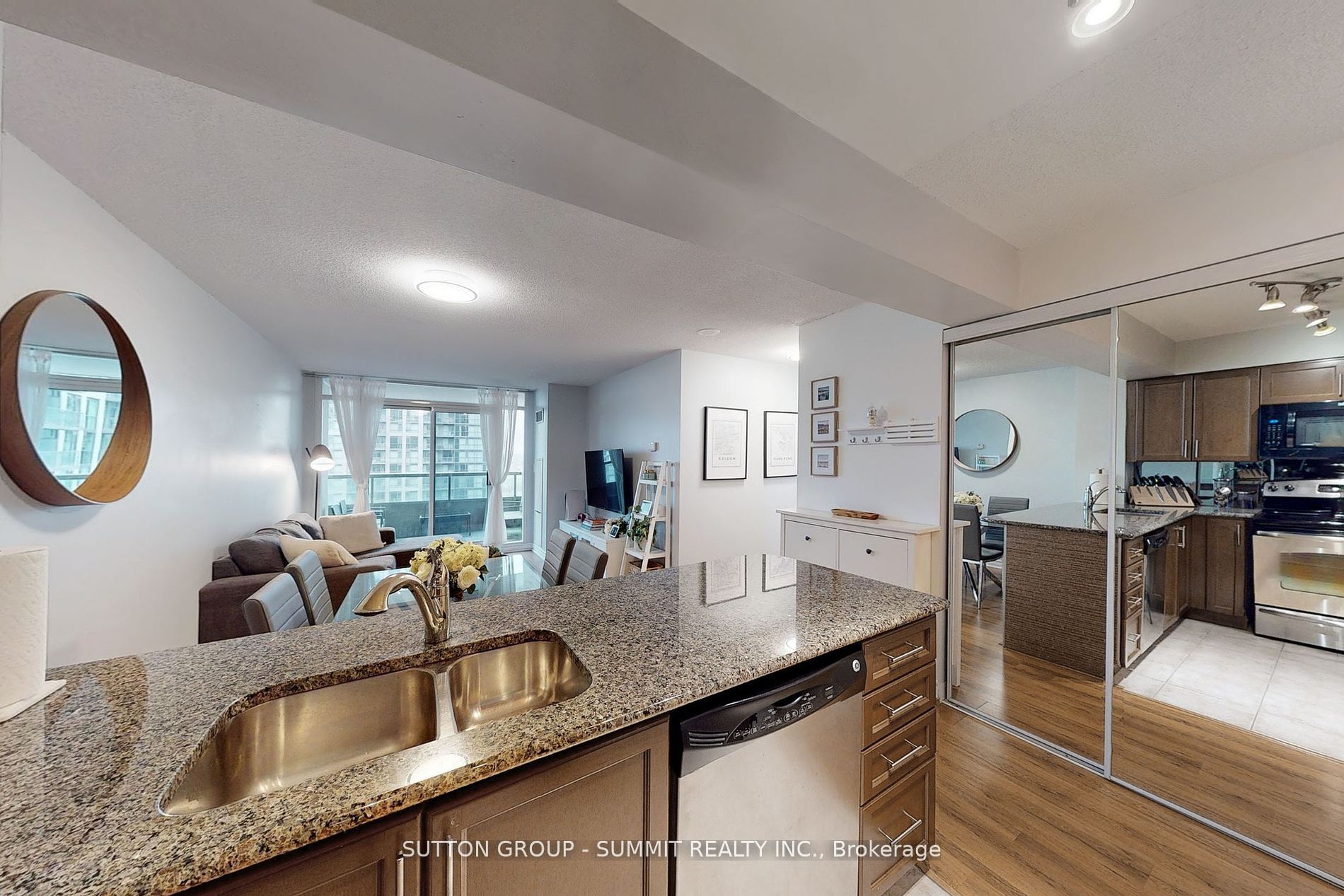 335 Rathburn Rd W 3 Property Photo 13
