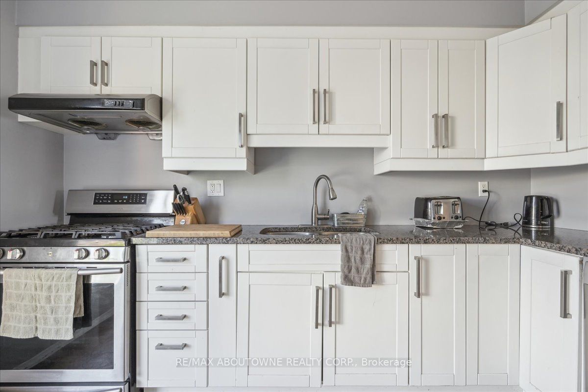 485 Ontario St N 485 Property Photo 18