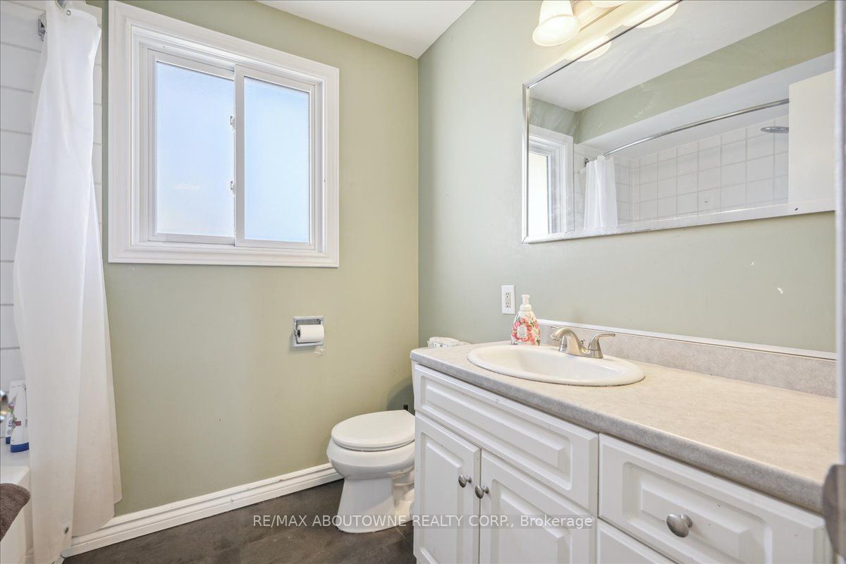485 Ontario St N 485 Property Photo 28
