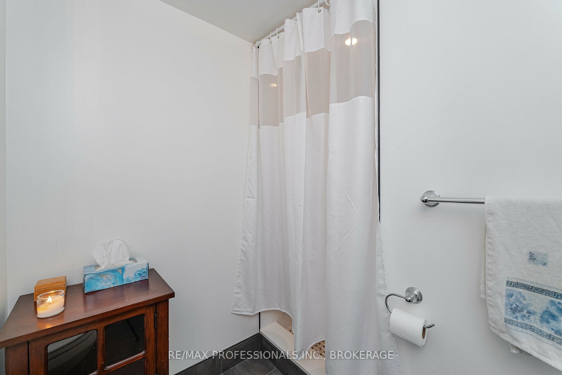 1403 Royal York Rd 03 Property Photo 20