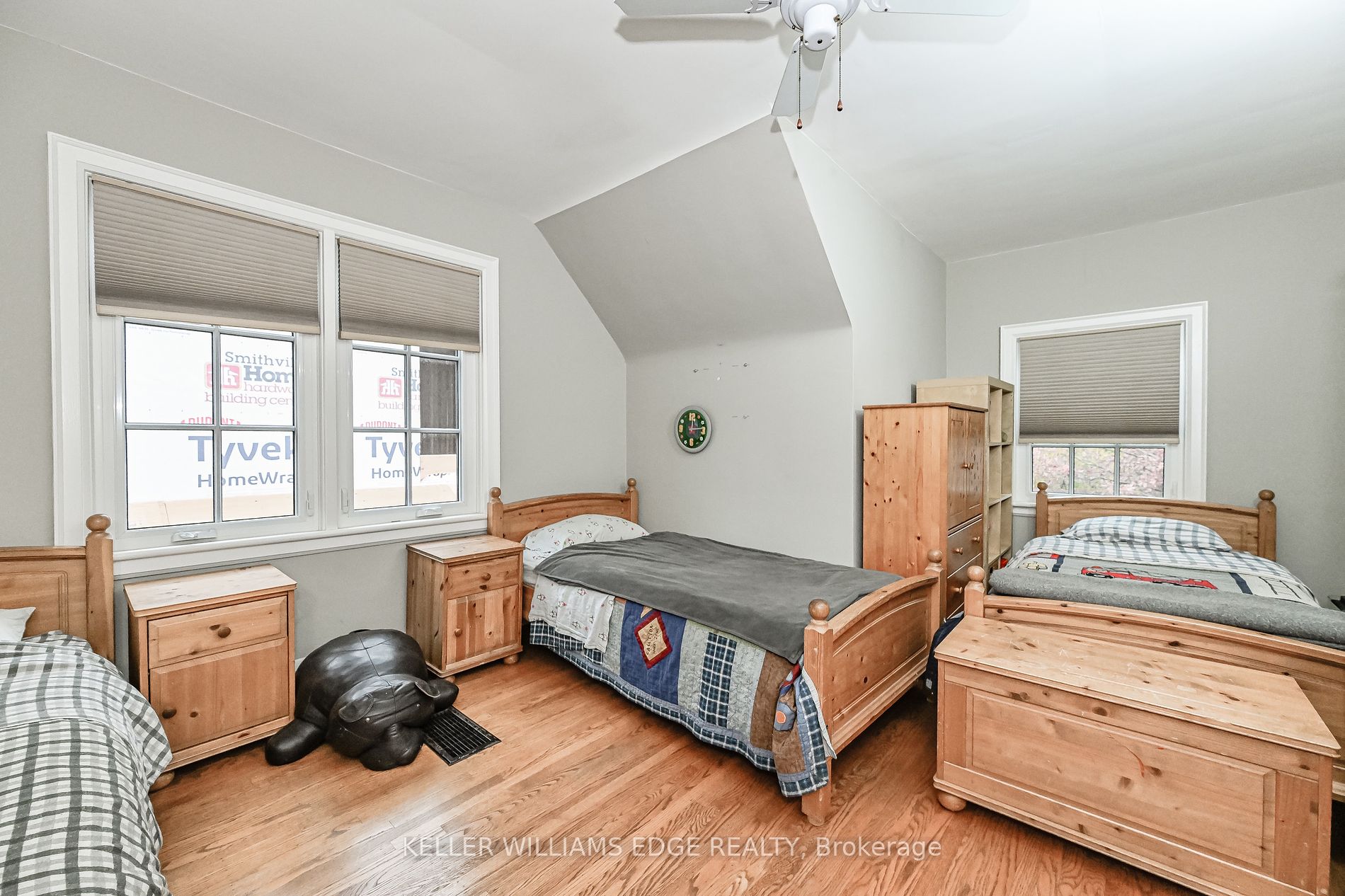 978 North Shore Blvd W Property Photo 15