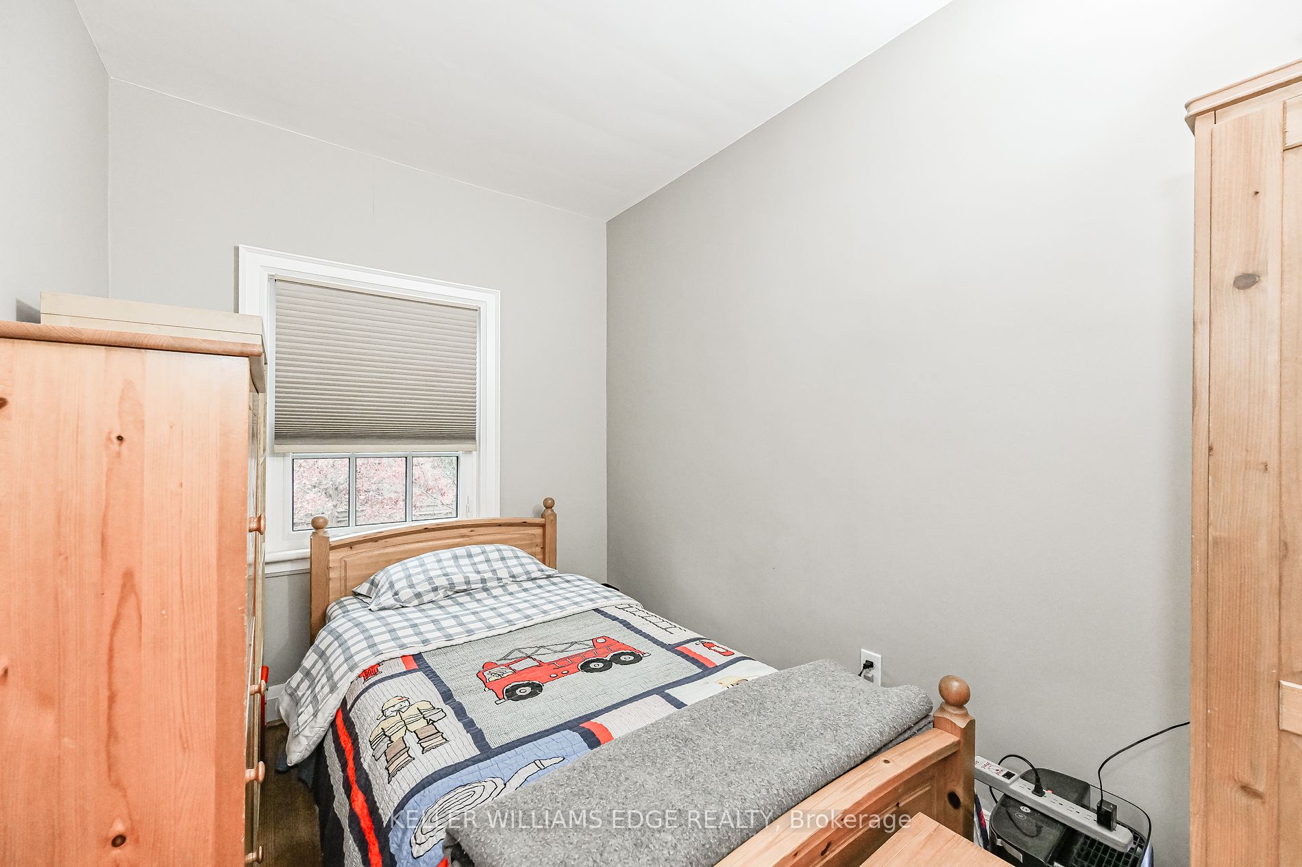 978 North Shore Blvd W Property Photo 16