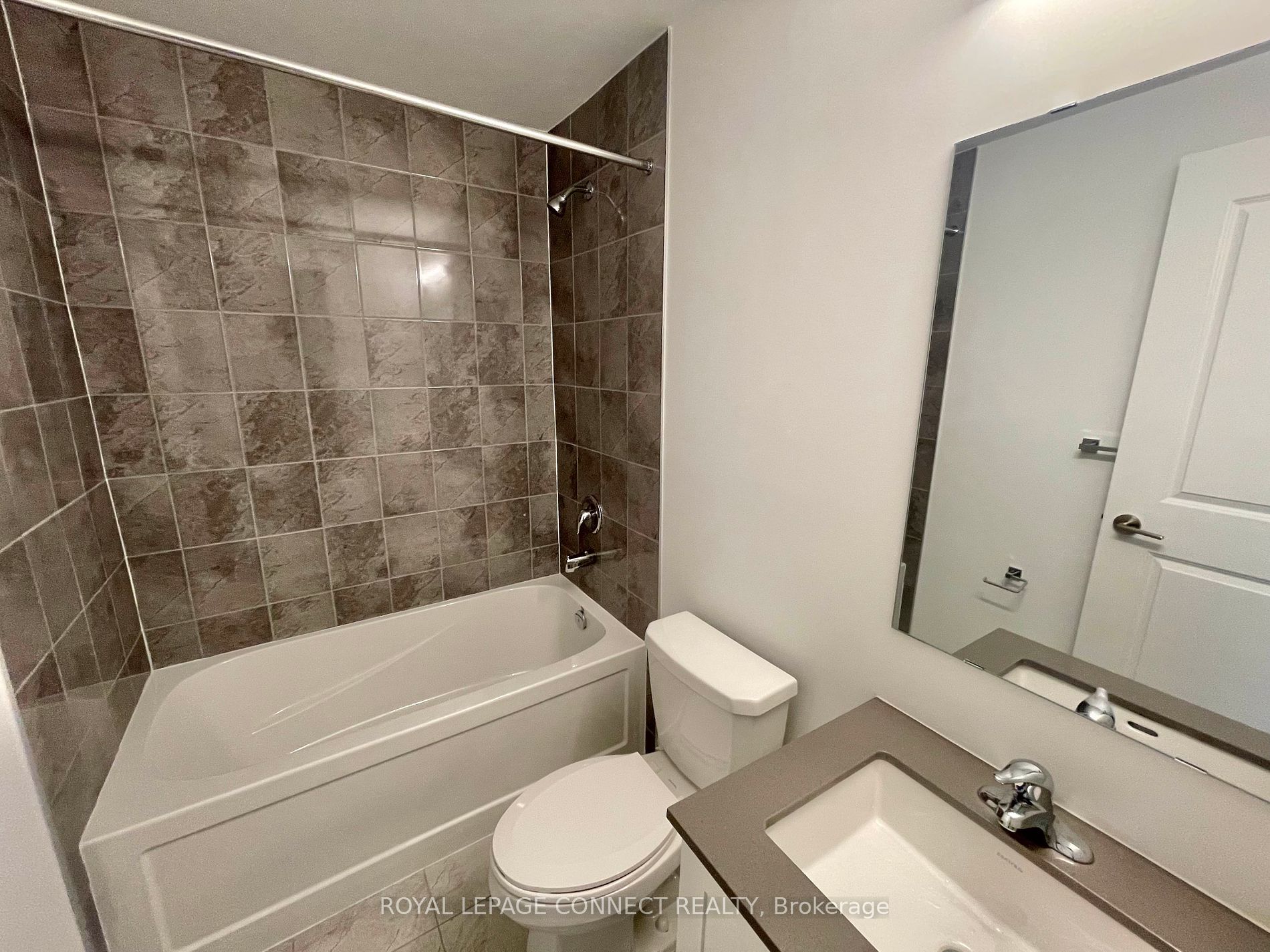1095 Douglas Mccurdy Comm Circ 261 Property Photo 16