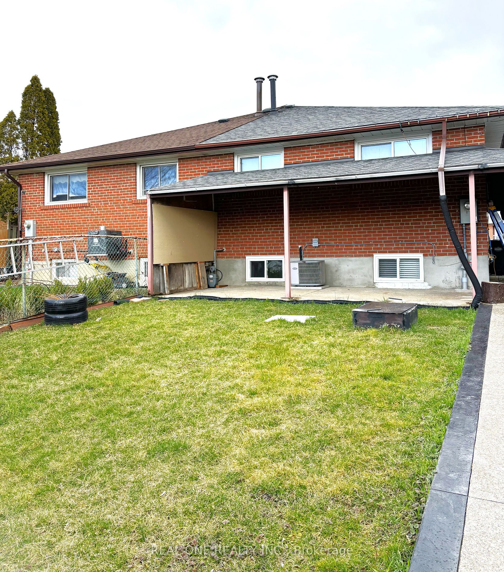 3406 Ellengale Dr Property Photo 23