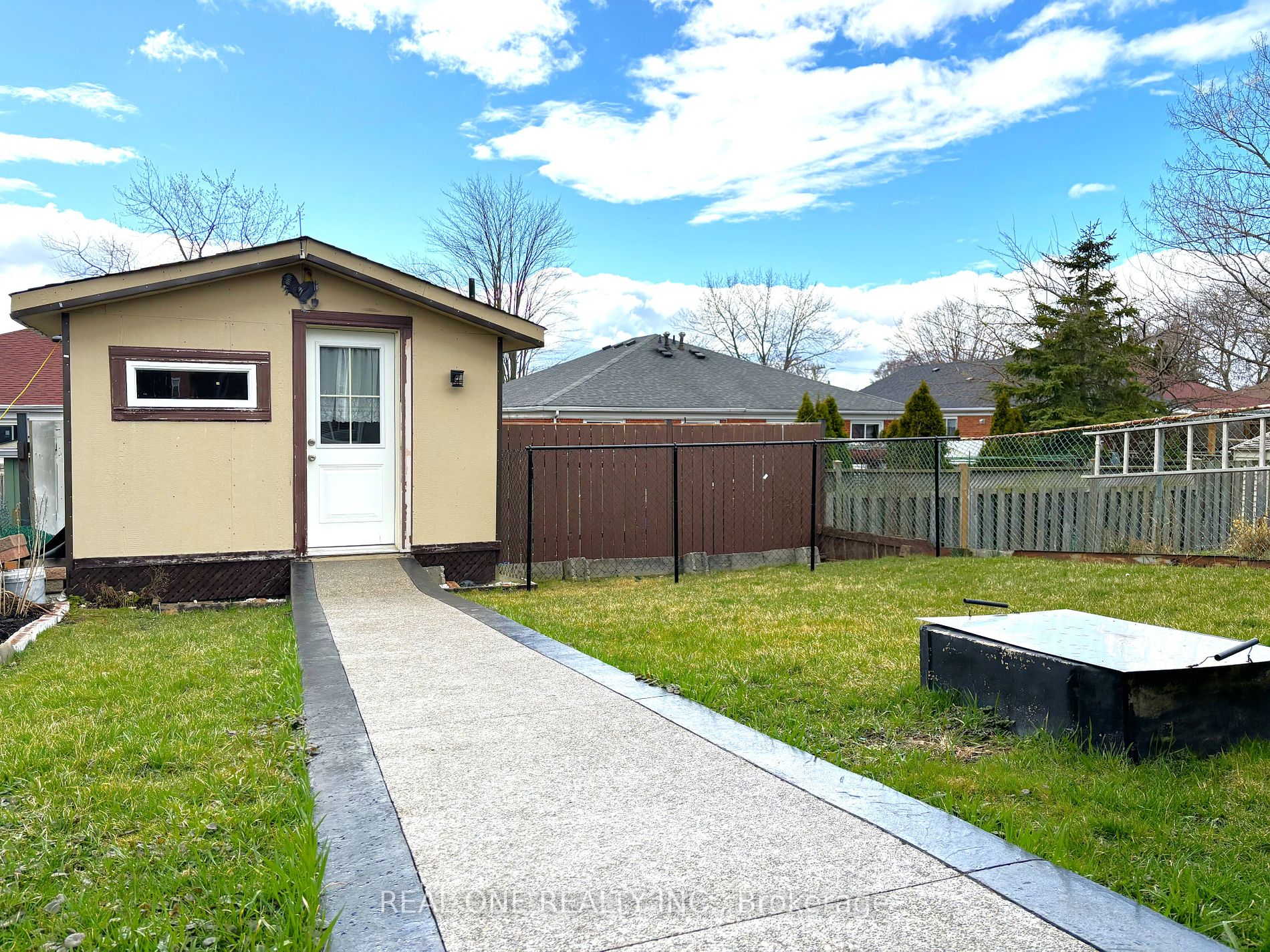 3406 Ellengale Dr Property Photo 24