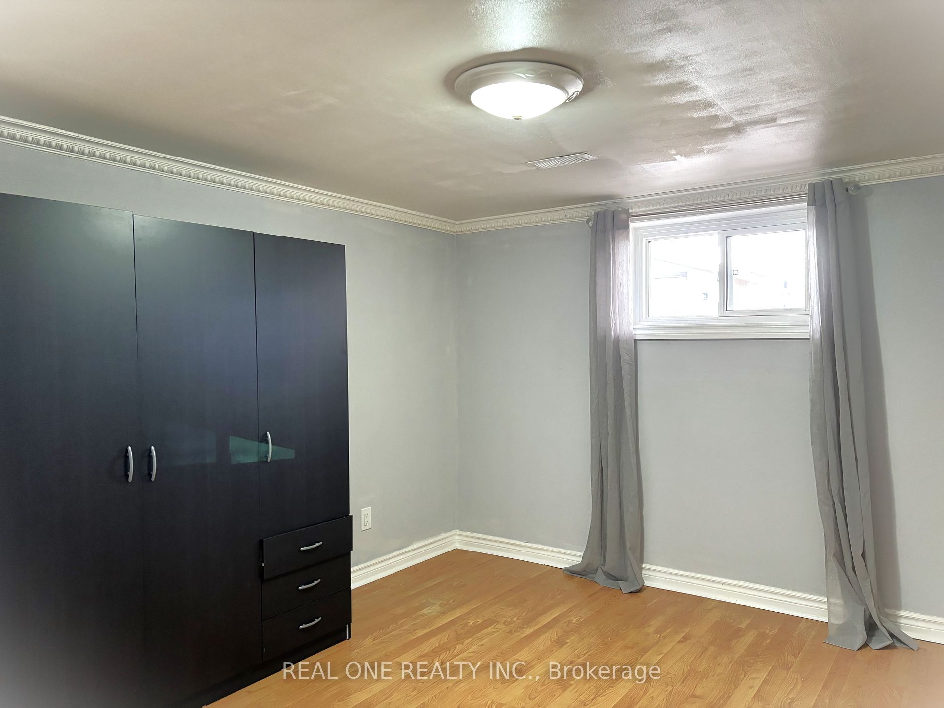 3406 Ellengale Dr Property Photo 11